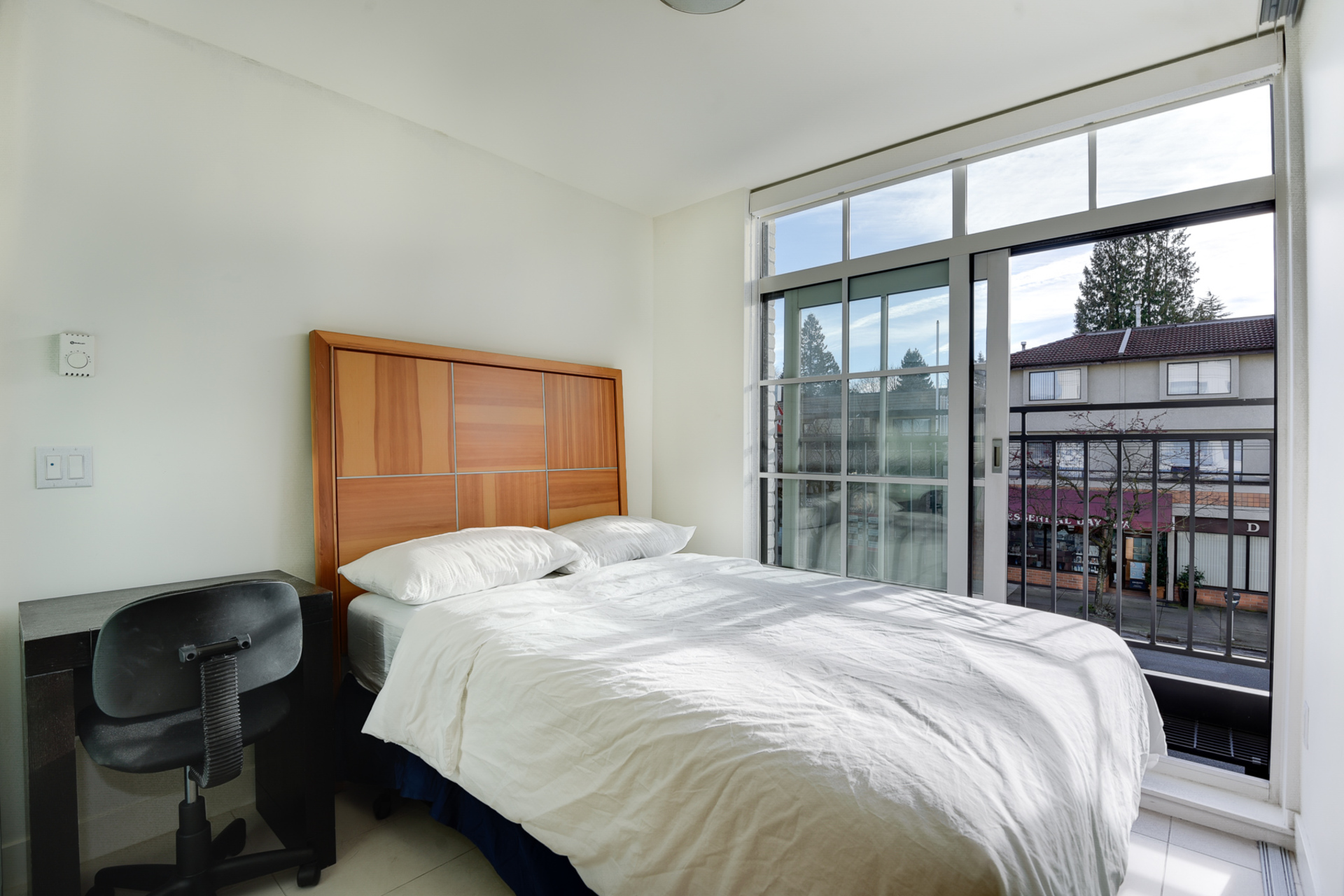 Deal Of The Week Point Grey Apartment Perfection liv.rent blog